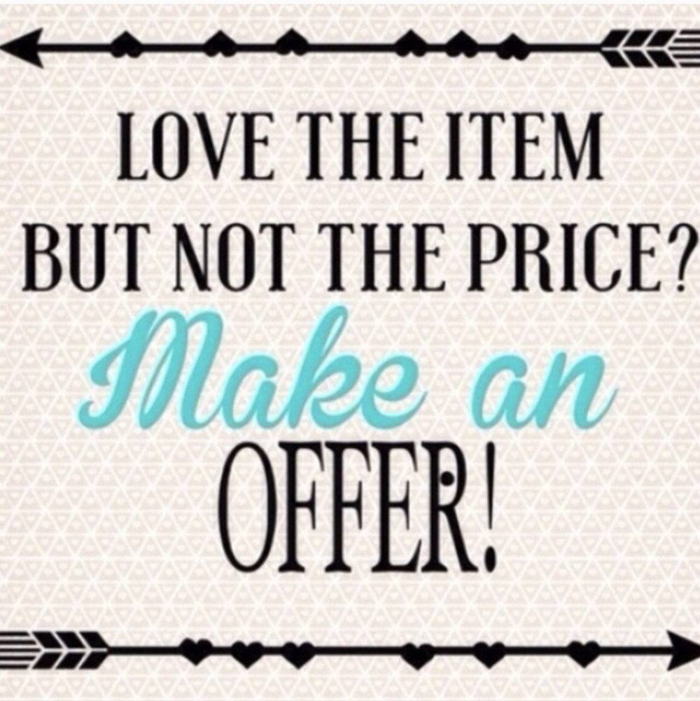 Open To Offers!!! Like (❤️) Something You See And I'll Send An Offer ASAP
